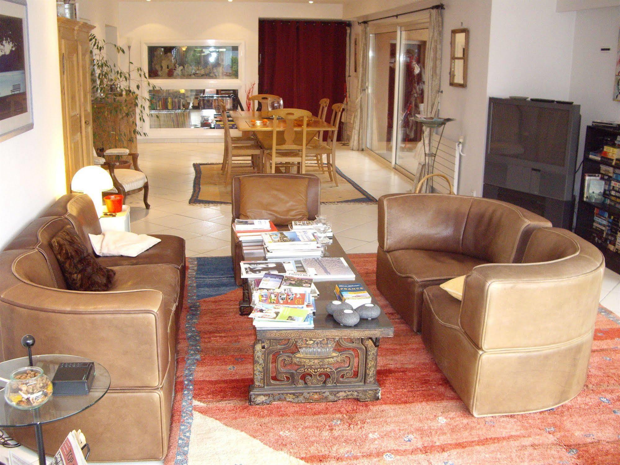 Mas Des Oliviers Bed & Breakfast นีซ ภายนอก รูปภาพ